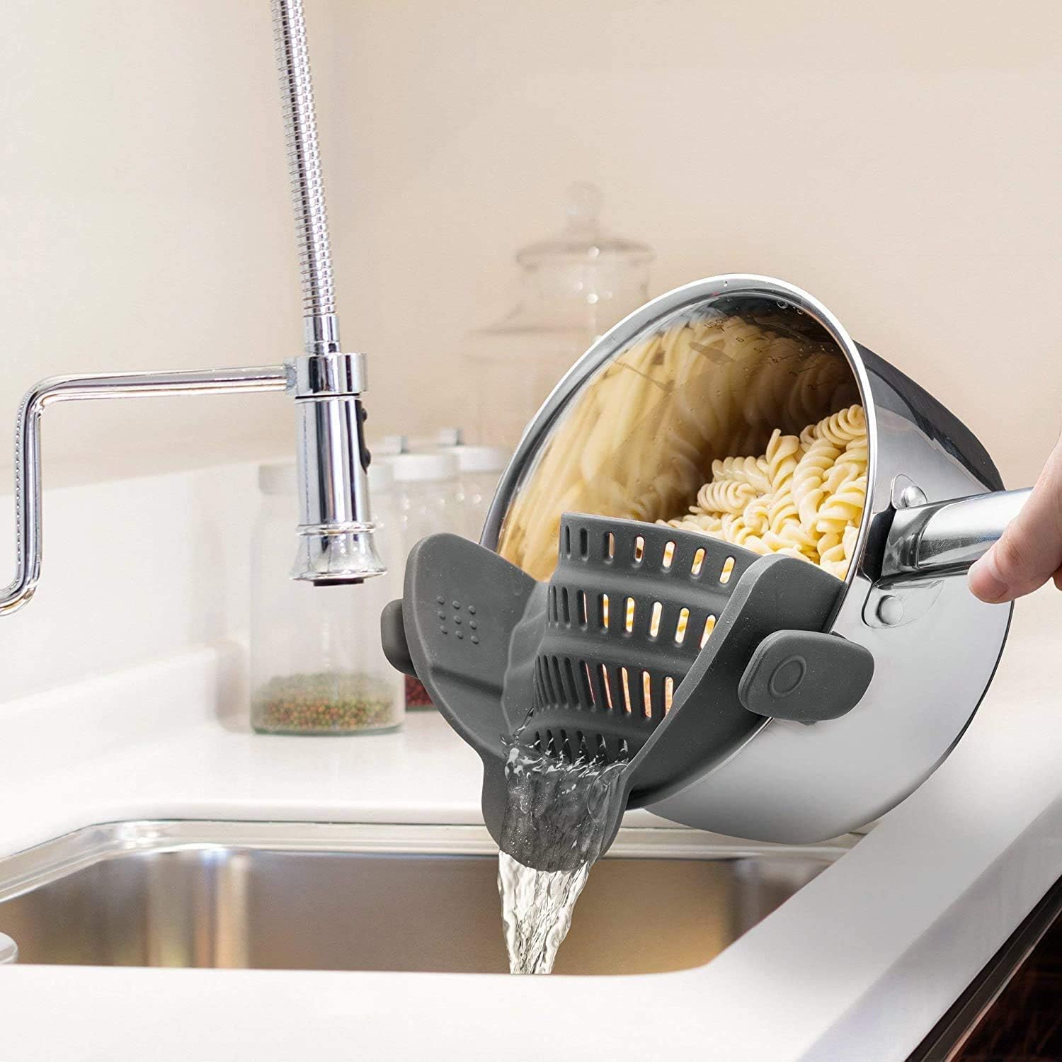 Safe Pasta Strainer
